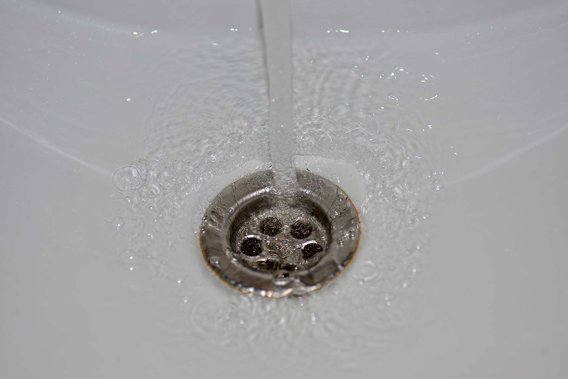 A2B Drains provides services to unblock blocked sinks and drains for properties in Kenton.